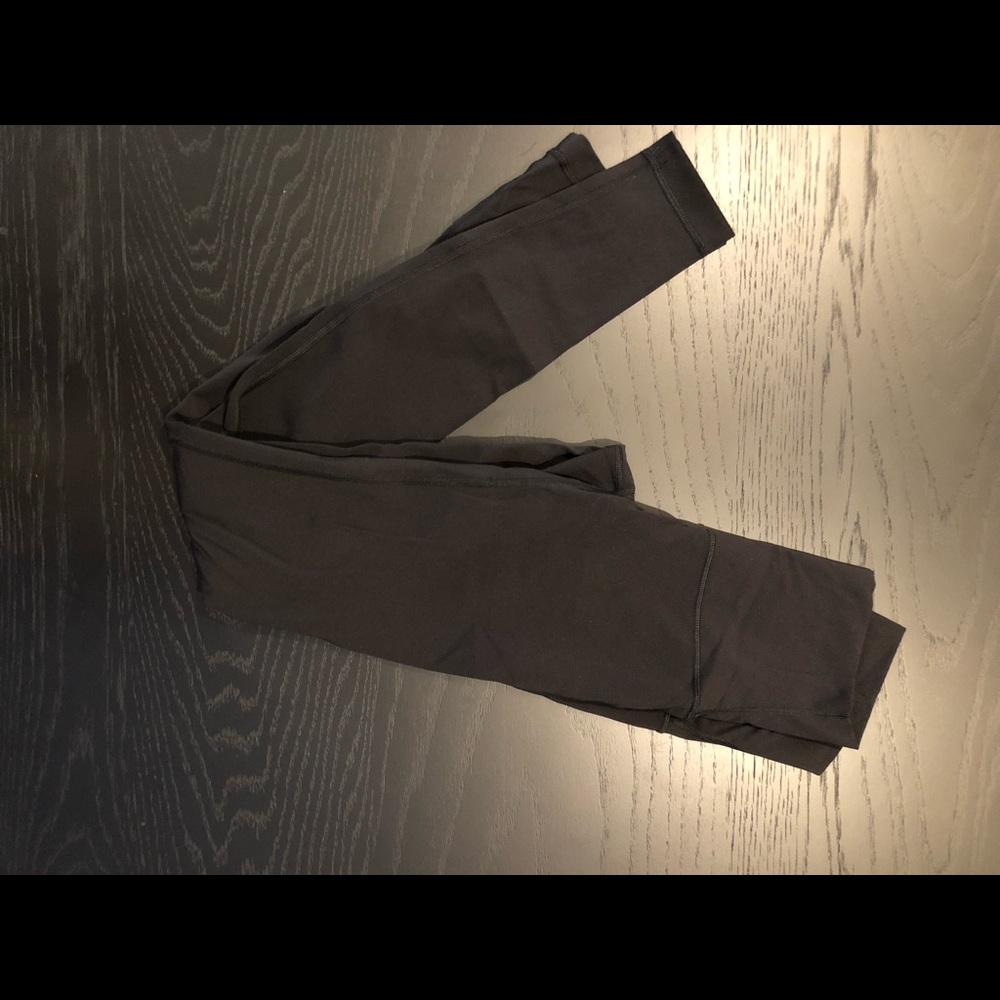 Lululemon Wunder Under 28”
